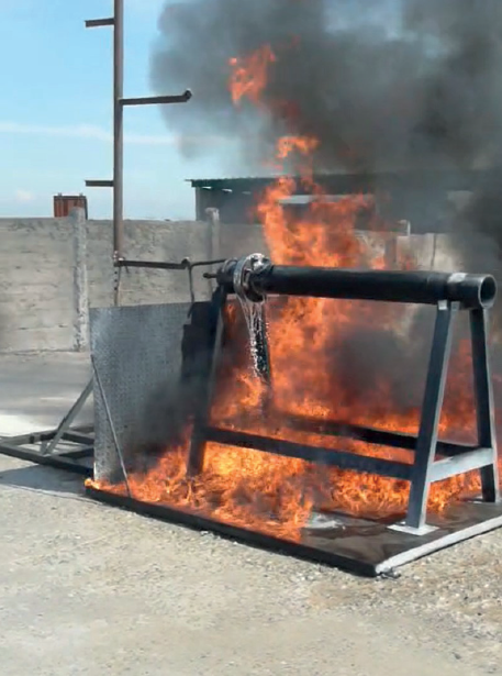 Metallinen laippasuoja